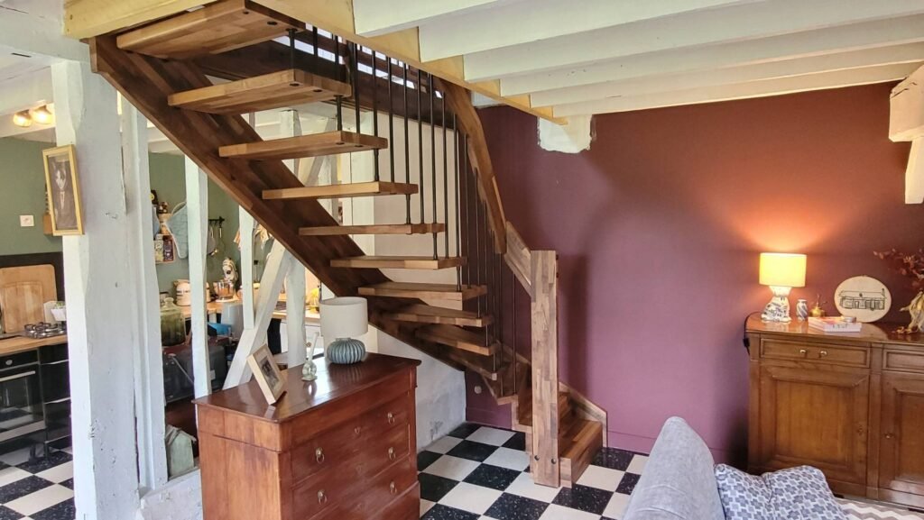 Installation d'escalier bois moderne à Pont-Audemer