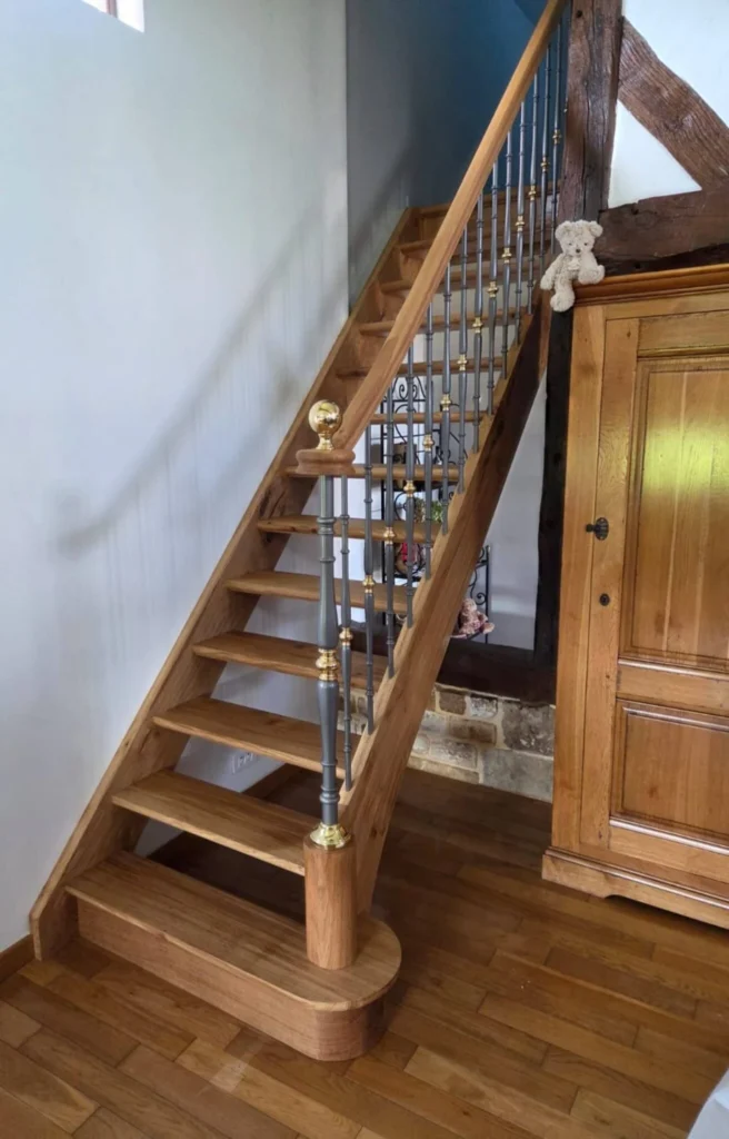 Installation de escalier bois-métal à Beuzeville